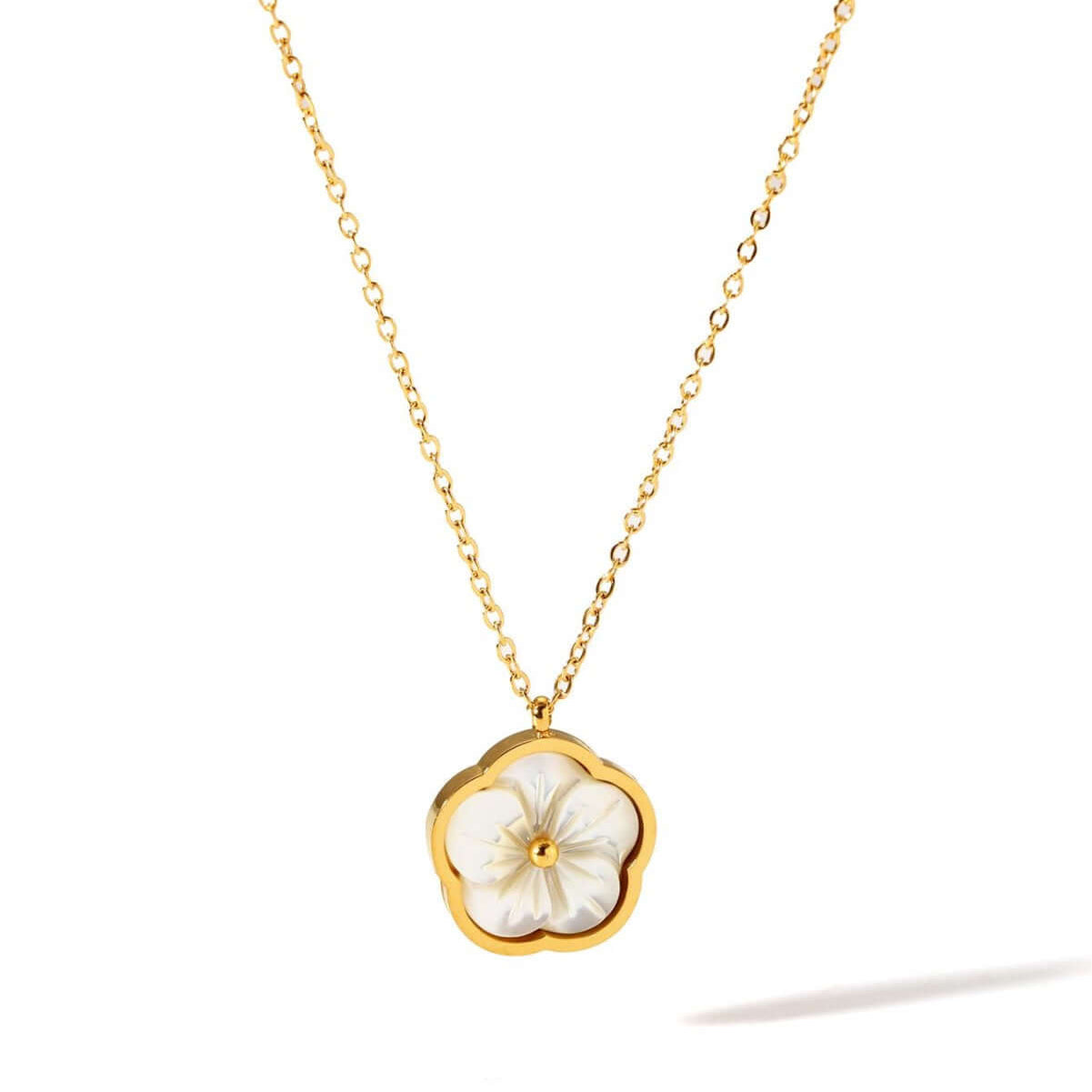 Колие Цвете със Седеф и 18К златно покритие, медицинска стомана, бохо стил, размер 40.5 cm.