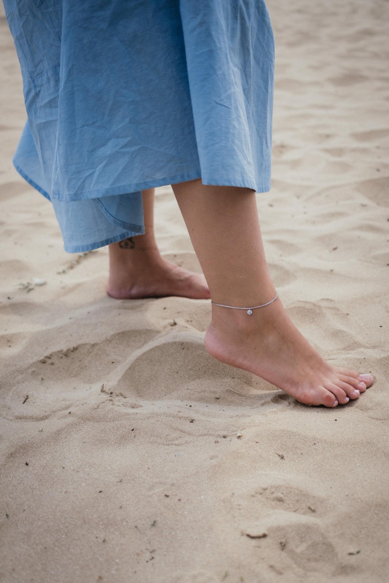 Сребърна Гривна за Глезен Блясък S925, дамска гривна на крака, бижу на пясъка.