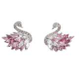 Ασημένια κύκνος με ροζ αποχρώσεις