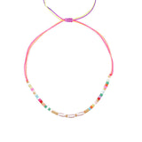 Бохо гривна за глезен с цветни мъниста и перли, ръчно изработена, регулируема и ефирна.