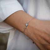 Сребърна гривна Hamsa със сини кристали, изработена от S925 сребро, подарък за стилен аксесоар.