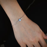 Сребърна гривна Hamsa със сини кристали, стилна и елегантна, изработена от сребро S925.