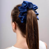 Μεγάλο σατέν scrunchie – Σκούρο μπλε