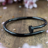 Βραχιόλι από χειρουργικό ατσάλι "Καρφί" - χρυσό