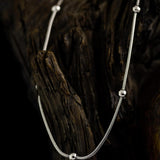 Ασημένιο γυναικείο κολιέ με μπίλιες