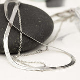 Διπλό κολιέ με ασημένια αλυσίδα και πλέξη φιδιού